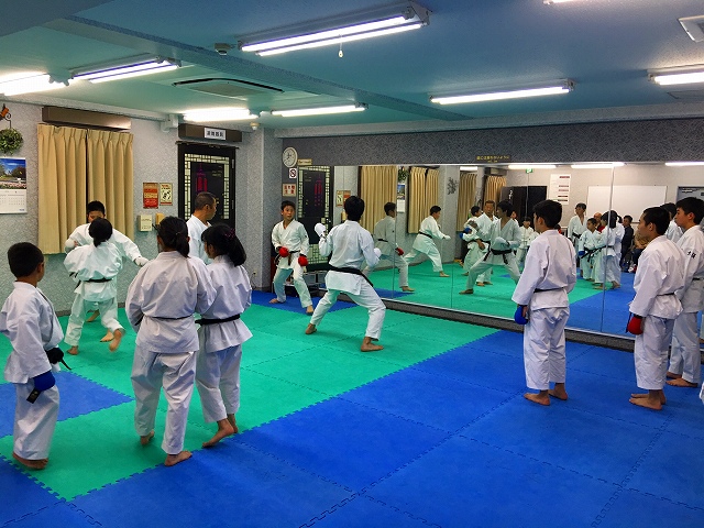 香川政夫師範の実兄の香川政義師範の空手道場　shotokan osaka karate kagawa masayoshi 　大阪府八尾市　東成区　大阪市　伝統流派　松濤館流　松涛連盟　