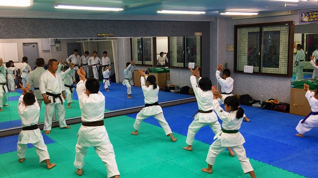 香川政夫師範の実兄の香川政義師範の空手道場　shotokan osaka karate kagawa masayoshi 　大阪府八尾市　東成区　大阪市　伝統流派　松濤館流　松涛連盟　