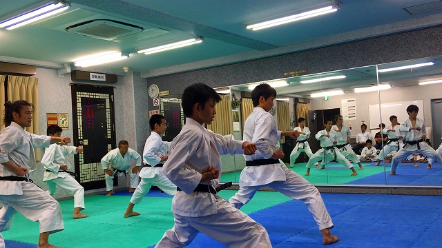 香川政夫師範の実兄の香川政義師範の空手道場　shotokan osaka karate kagawa masayoshi 　大阪府八尾市　東成区　大阪市　伝統流派　松濤館流　松涛連盟　