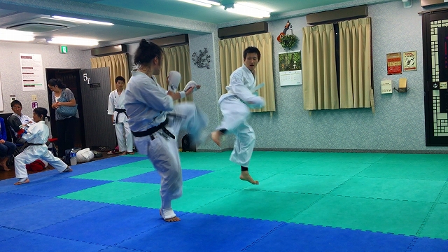 香川政夫師範の実兄の香川政義師範の空手道場　shotokan osaka karate kagawa masayoshi 　大阪府八尾市　東成区　大阪市　伝統流派　松濤館流　松涛連盟　 kagawa masayoshi
