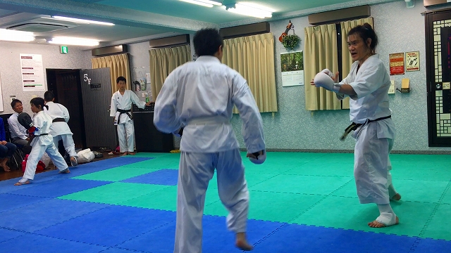香川政夫師範の実兄の香川政義師範の空手道場　shotokan osaka karate kagawa masayoshi 　大阪府八尾市　東成区　大阪市　伝統流派　松濤館流　松涛連盟　 kagawa masayoshi