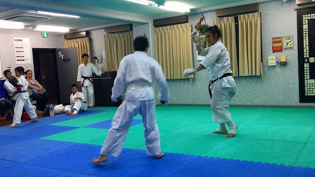 香川政夫師範の実兄の香川政義師範の空手道場　shotokan osaka karate kagawa masayoshi 　大阪府八尾市　東成区　大阪市　伝統流派　松濤館流　松涛連盟　 kagawa masayoshi