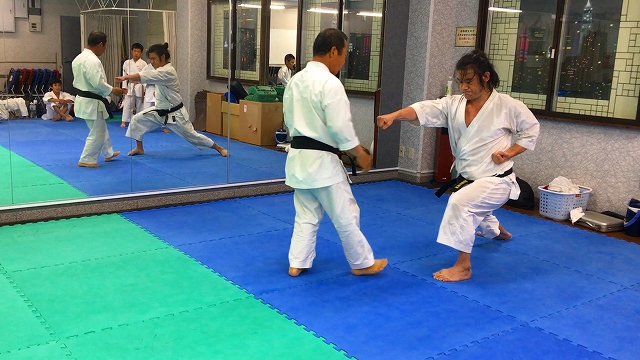 香川政夫師範の実兄の香川政義師範の空手道場　shotokan osaka karate kagawa masayoshi 　大阪府八尾市　東成区　大阪市　伝統流派　松濤館流　松涛連盟　 kagawa masayoshi