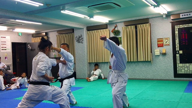 香川政夫師範の実兄の香川政義師範の空手道場　shotokan osaka karate kagawa masayoshi 　大阪府八尾市　東成区　大阪市　伝統流派　松濤館流　松涛連盟　 kagawa masayoshi
