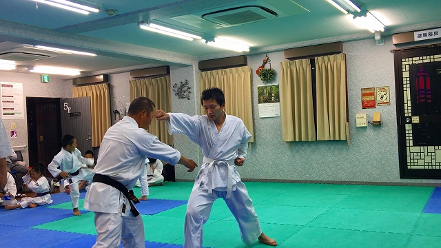 香川政夫師範の実兄の香川政義師範の空手道場　shotokan osaka karate kagawa masayoshi 　大阪府八尾市　東成区　大阪市　伝統流派　松濤館流　松涛連盟　 kagawa masayoshi