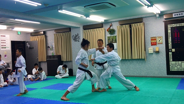 香川政夫師範の実兄の香川政義師範の空手道場　shotokan osaka karate kagawa masayoshi 　大阪府八尾市　東成区　大阪市　伝統流派　松濤館流　松涛連盟　 kagawa masayoshi