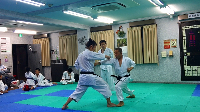 香川政夫師範の実兄の香川政義師範の空手道場　shotokan osaka karate kagawa masayoshi 　大阪府八尾市　東成区　大阪市　伝統流派　松濤館流　松涛連盟　 kagawa masayoshi