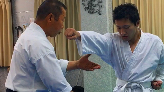 香川政夫師範の実兄の香川政義師範の空手道場　shotokan osaka karate kagawa masayoshi 　大阪府八尾市　東成区　大阪市　伝統流派　松濤館流　松涛連盟　